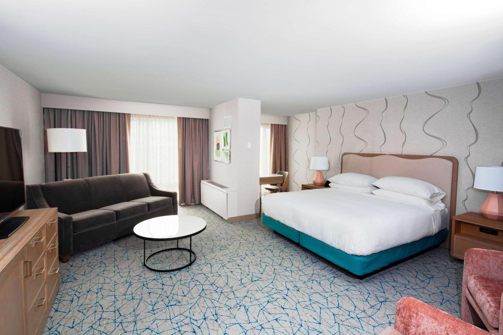 Doubletree By Hilton Hotel And Conference Center Chicago North Shore Скоки Екстериор снимка